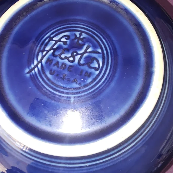 Fiesta. Cobalt. 8 inch bowl. - Picture 4 of 4